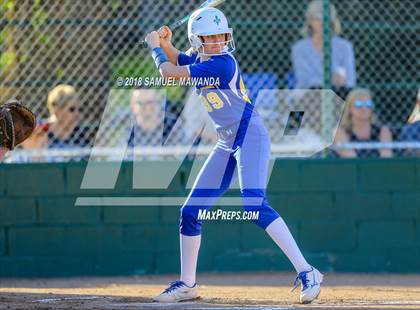 Thumbnail 3 in Harvard-Westlake vs Louisville photogallery.