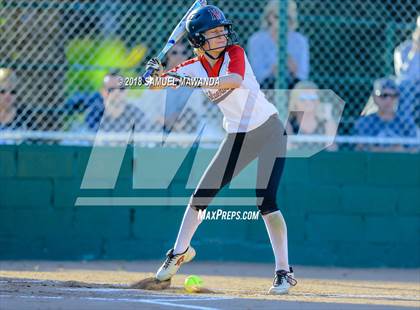 Thumbnail 1 in Harvard-Westlake vs Louisville photogallery.
