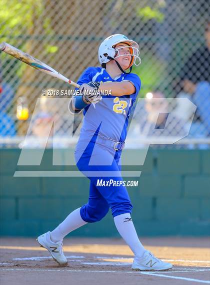 Thumbnail 3 in Harvard-Westlake vs Louisville photogallery.