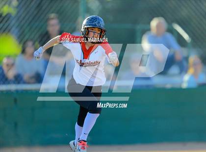Thumbnail 1 in Harvard-Westlake vs Louisville photogallery.