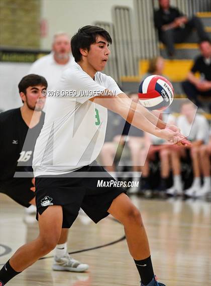 Thumbnail 3 in Marin Catholic vs. Drake (MCAL Final) photogallery.