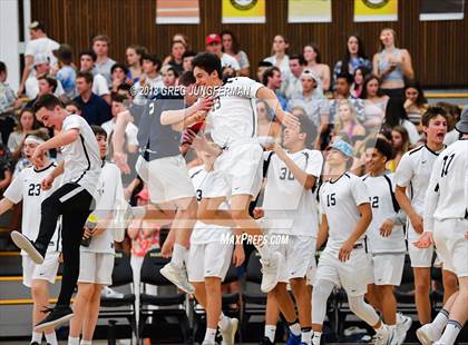 Thumbnail 3 in Marin Catholic vs. Drake (MCAL Final) photogallery.
