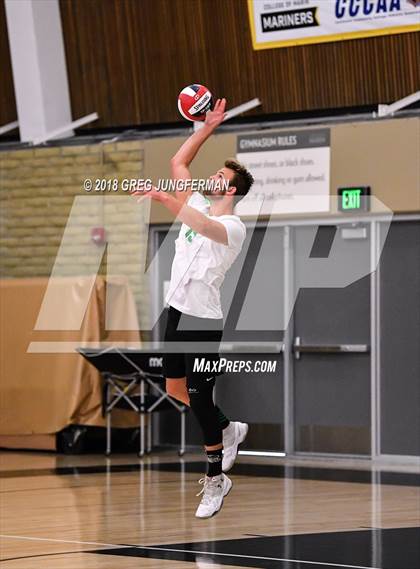 Thumbnail 3 in Marin Catholic vs. Drake (MCAL Final) photogallery.