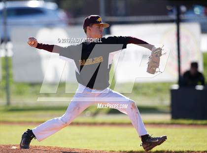 Thumbnail 3 in Hixson vs Grace photogallery.