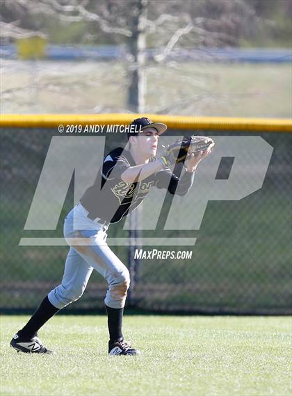 Thumbnail 3 in Hixson vs Grace photogallery.