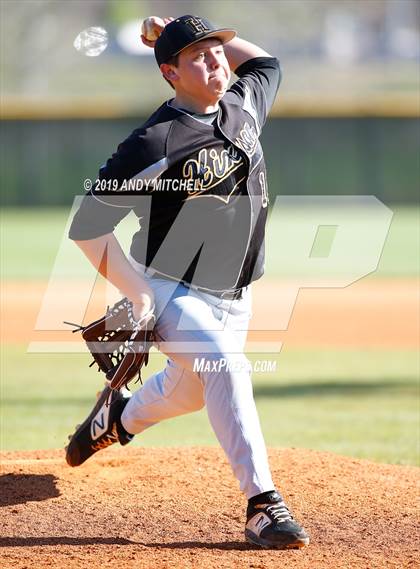 Thumbnail 3 in Hixson vs Grace photogallery.