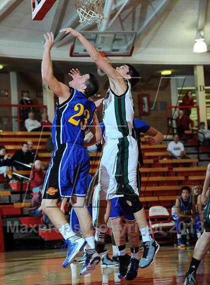 Thumbnail 2 in Hutchinson vs. Lawrence Free State (McPherson Invitational) photogallery.