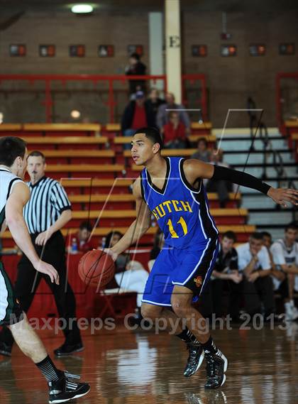 Thumbnail 1 in Hutchinson vs. Lawrence Free State (McPherson Invitational) photogallery.