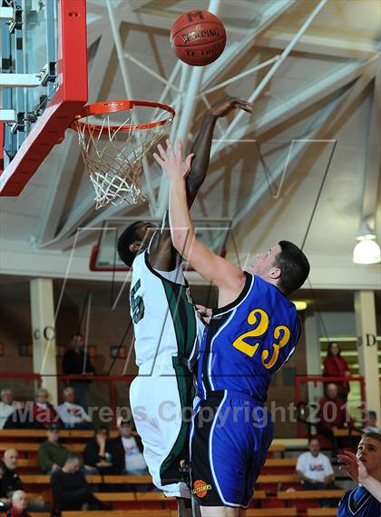 Thumbnail 1 in Hutchinson vs. Lawrence Free State (McPherson Invitational) photogallery.
