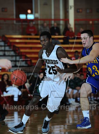 Thumbnail 2 in Hutchinson vs. Lawrence Free State (McPherson Invitational) photogallery.