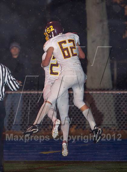 Thumbnail 3 in Pembroke vs. Sharon (MIAA Division III East Semifinal) photogallery.