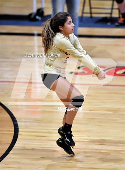 Thumbnail 2 in Navarro vs San Antonio Christian (Wagner Invitational) photogallery.