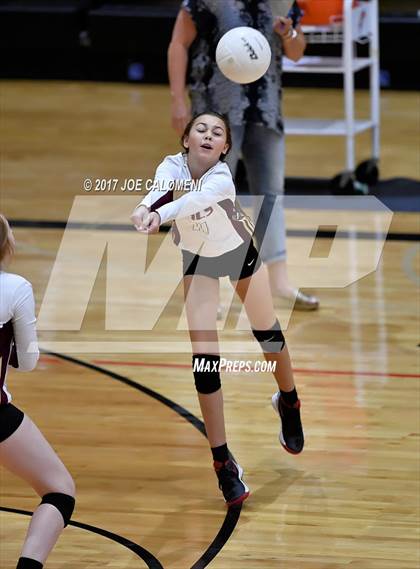 Thumbnail 2 in Navarro vs San Antonio Christian (Wagner Invitational) photogallery.