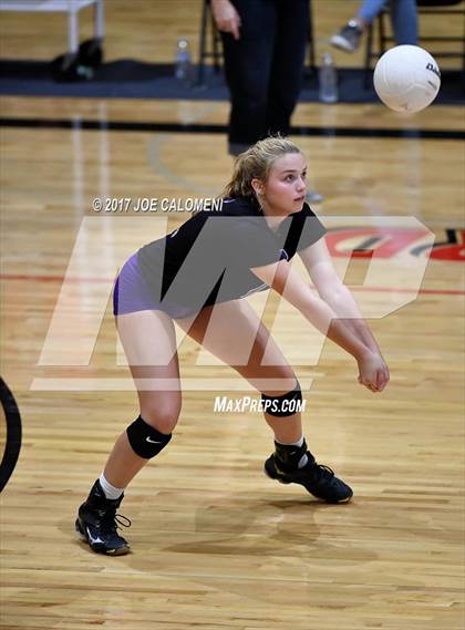 Thumbnail 2 in Navarro vs San Antonio Christian (Wagner Invitational) photogallery.
