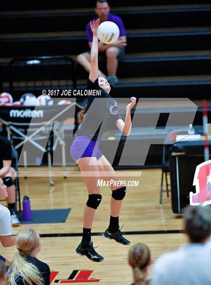 Thumbnail 1 in Navarro vs San Antonio Christian (Wagner Invitational) photogallery.