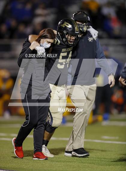 Thumbnail 2 in Palmer vs. Leonard (UIL 3A Bi-District Playoff) photogallery.