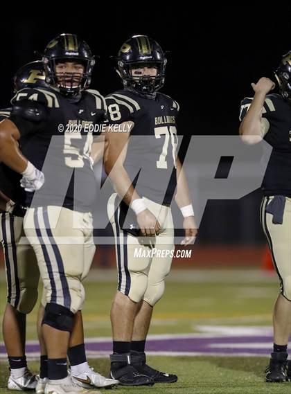 Thumbnail 1 in Palmer vs. Leonard (UIL 3A Bi-District Playoff) photogallery.