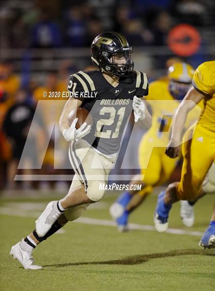Thumbnail 1 in Palmer vs. Leonard (UIL 3A Bi-District Playoff) photogallery.