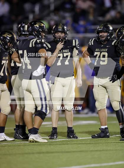 Thumbnail 2 in Palmer vs. Leonard (UIL 3A Bi-District Playoff) photogallery.