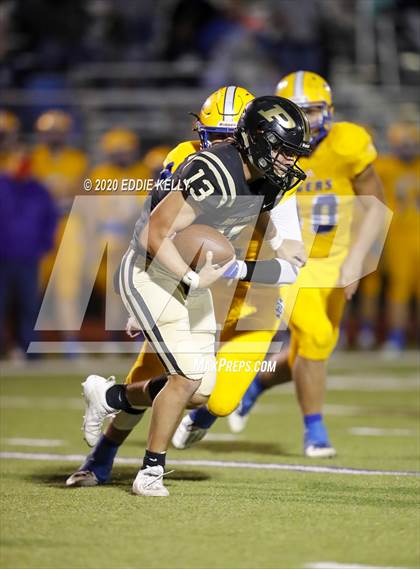 Thumbnail 1 in Palmer vs. Leonard (UIL 3A Bi-District Playoff) photogallery.