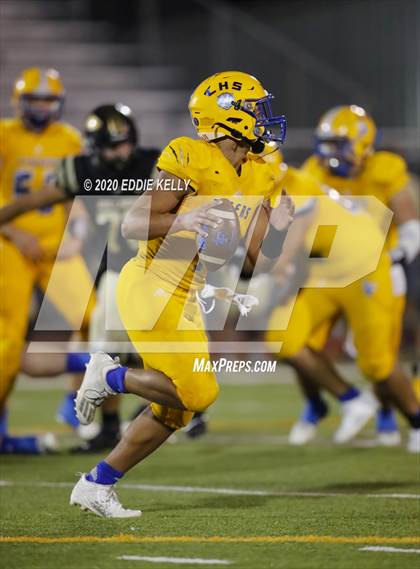 Thumbnail 1 in Palmer vs. Leonard (UIL 3A Bi-District Playoff) photogallery.