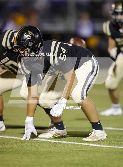 Thumbnail 1 in Palmer vs. Leonard (UIL 3A Bi-District Playoff) photogallery.