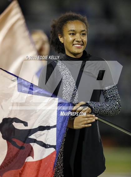 Thumbnail 2 in Palmer vs. Leonard (UIL 3A Bi-District Playoff) photogallery.