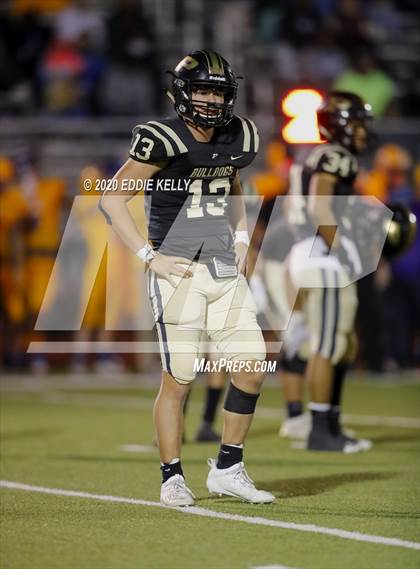 Thumbnail 3 in Palmer vs. Leonard (UIL 3A Bi-District Playoff) photogallery.