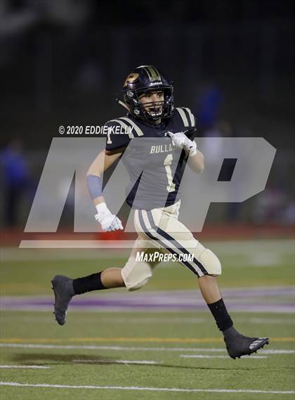 Thumbnail 3 in Palmer vs. Leonard (UIL 3A Bi-District Playoff) photogallery.