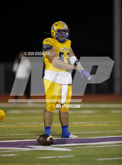 Thumbnail 1 in Palmer vs. Leonard (UIL 3A Bi-District Playoff) photogallery.