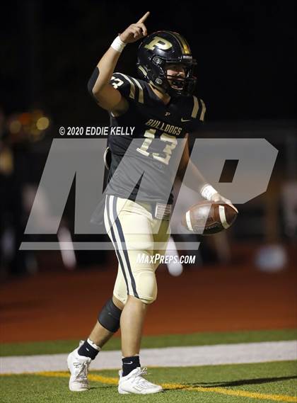 Thumbnail 2 in Palmer vs. Leonard (UIL 3A Bi-District Playoff) photogallery.