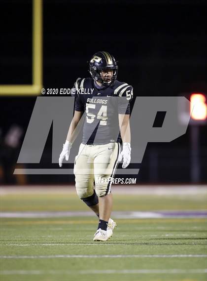 Thumbnail 2 in Palmer vs. Leonard (UIL 3A Bi-District Playoff) photogallery.