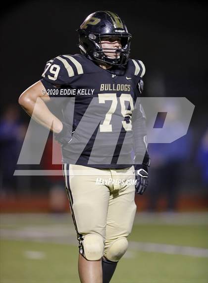 Thumbnail 1 in Palmer vs. Leonard (UIL 3A Bi-District Playoff) photogallery.
