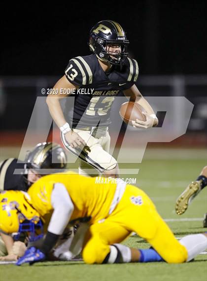 Thumbnail 3 in Palmer vs. Leonard (UIL 3A Bi-District Playoff) photogallery.