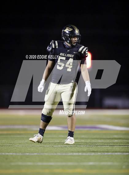 Thumbnail 1 in Palmer vs. Leonard (UIL 3A Bi-District Playoff) photogallery.