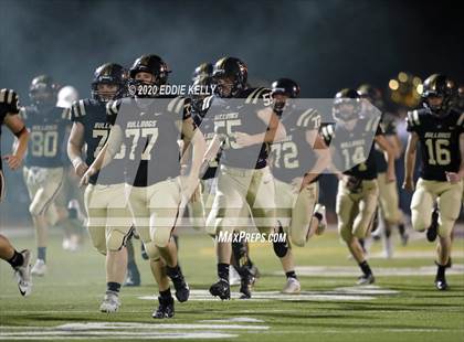 Thumbnail 1 in Palmer vs. Leonard (UIL 3A Bi-District Playoff) photogallery.