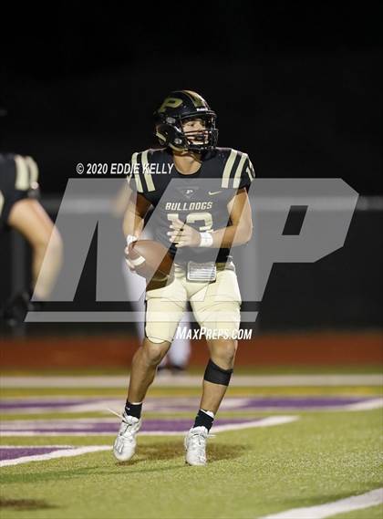 Thumbnail 3 in Palmer vs. Leonard (UIL 3A Bi-District Playoff) photogallery.
