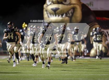 Thumbnail 3 in Palmer vs. Leonard (UIL 3A Bi-District Playoff) photogallery.
