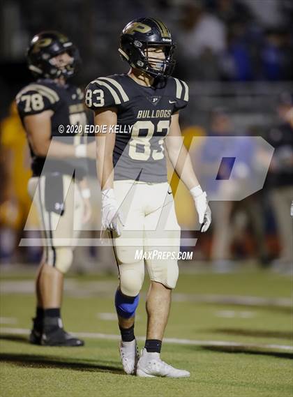 Thumbnail 1 in Palmer vs. Leonard (UIL 3A Bi-District Playoff) photogallery.