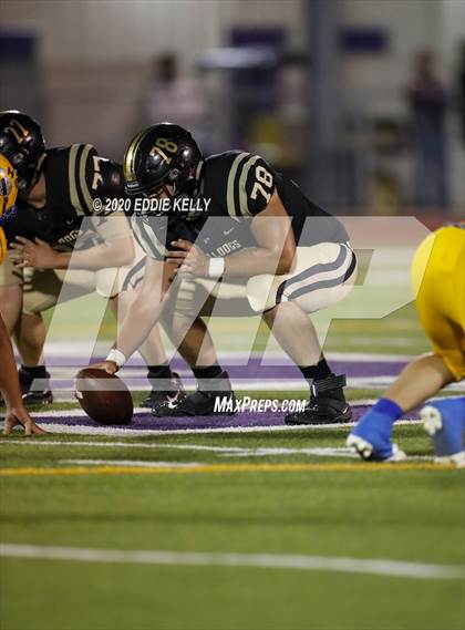 Thumbnail 2 in Palmer vs. Leonard (UIL 3A Bi-District Playoff) photogallery.