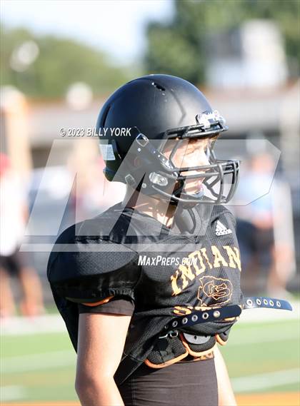 Thumbnail 1 in Grand Saline vs Van photogallery.