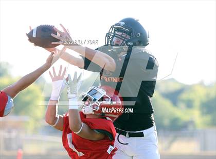 Thumbnail 1 in Grand Saline vs Van photogallery.