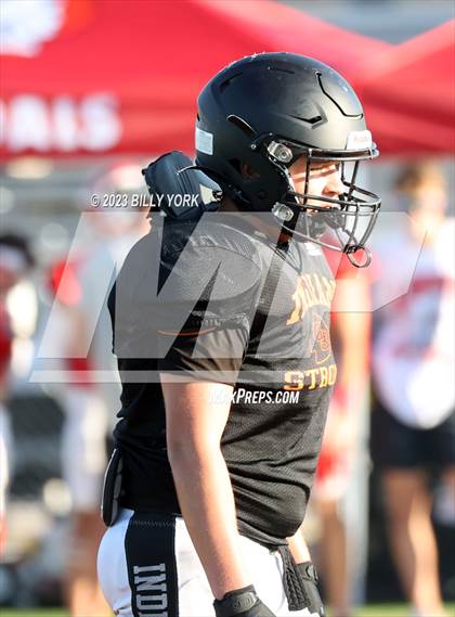 Thumbnail 2 in Grand Saline vs Van photogallery.