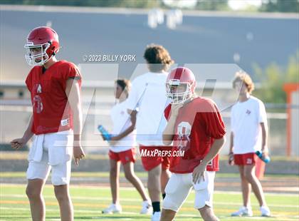 Thumbnail 1 in Grand Saline vs Van photogallery.