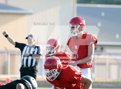 Thumbnail 3 in Grand Saline vs Van photogallery.