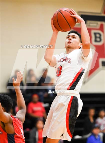 Thumbnail 1 in Manvel @ Terry photogallery.