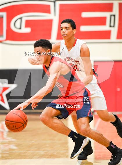Thumbnail 1 in Manvel @ Terry photogallery.