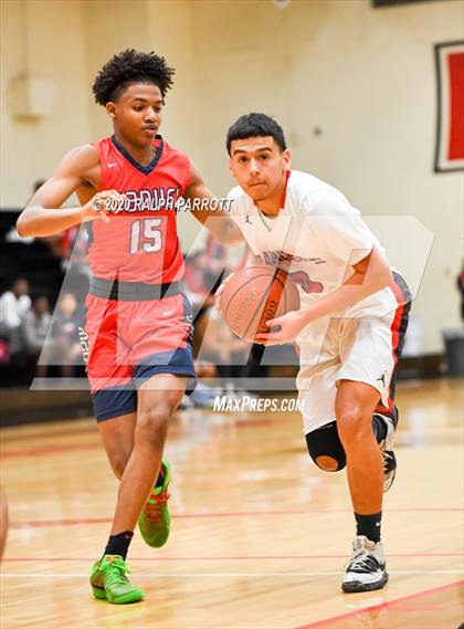 Thumbnail 2 in Manvel @ Terry photogallery.