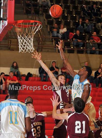 Thumbnail 2 in Communications Tech vs. Pine Grove (PIAA AA Quarterfinal) photogallery.