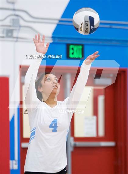 Thumbnail 2 in Gunn @ Hillsdale photogallery.